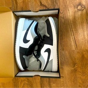 Air Jordan 1 Low Shadow Toe Men’s Size 11